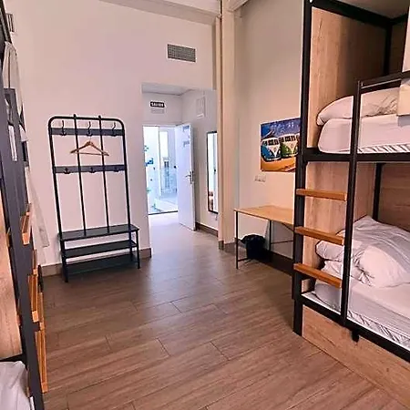 Nut Hostel *