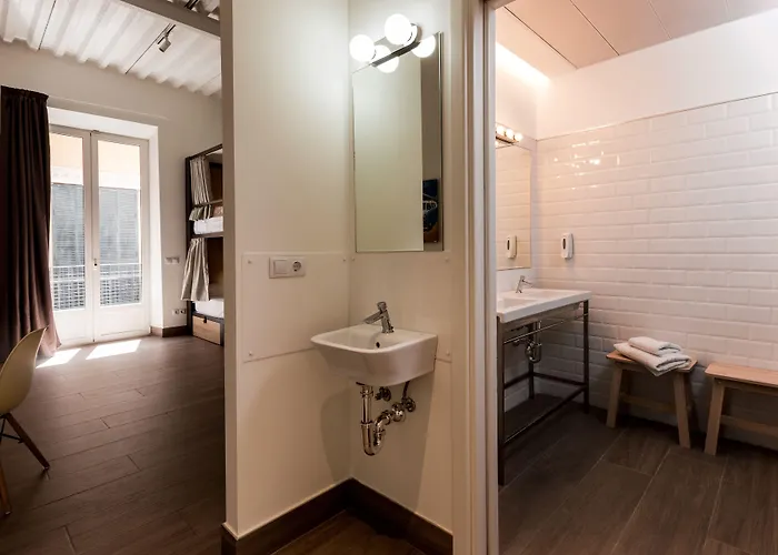 Nut Hostel