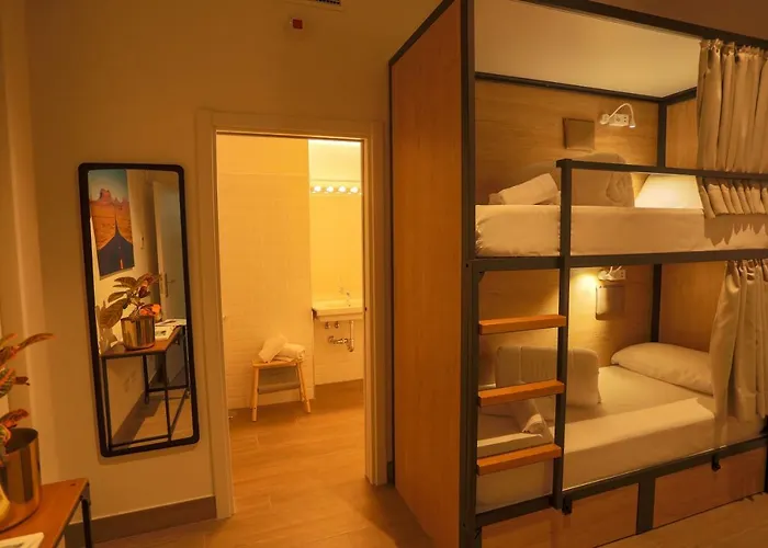 Hostel Nut